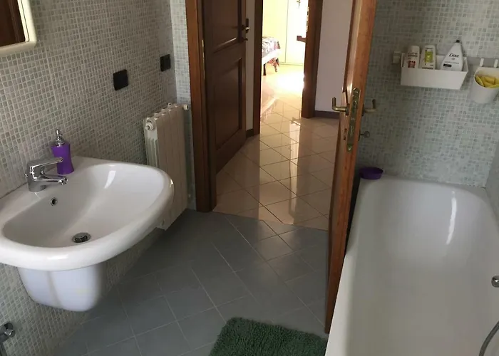 Via Acquedotto N. 66, 